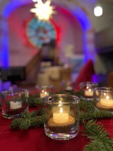 Mehr über den Artikel erfahren Dutenhofen trifft sich zum Advent