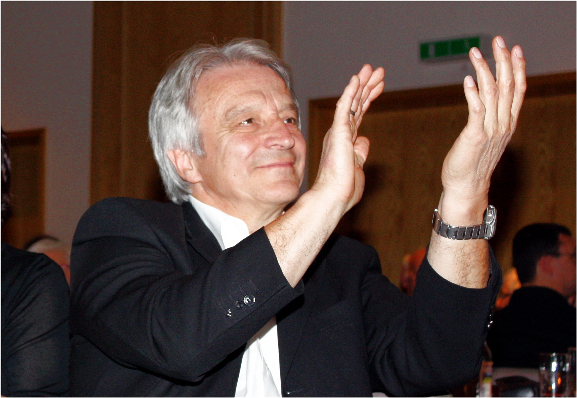 Du betrachtest gerade 50 Jahre Chorleitung Traditionschor