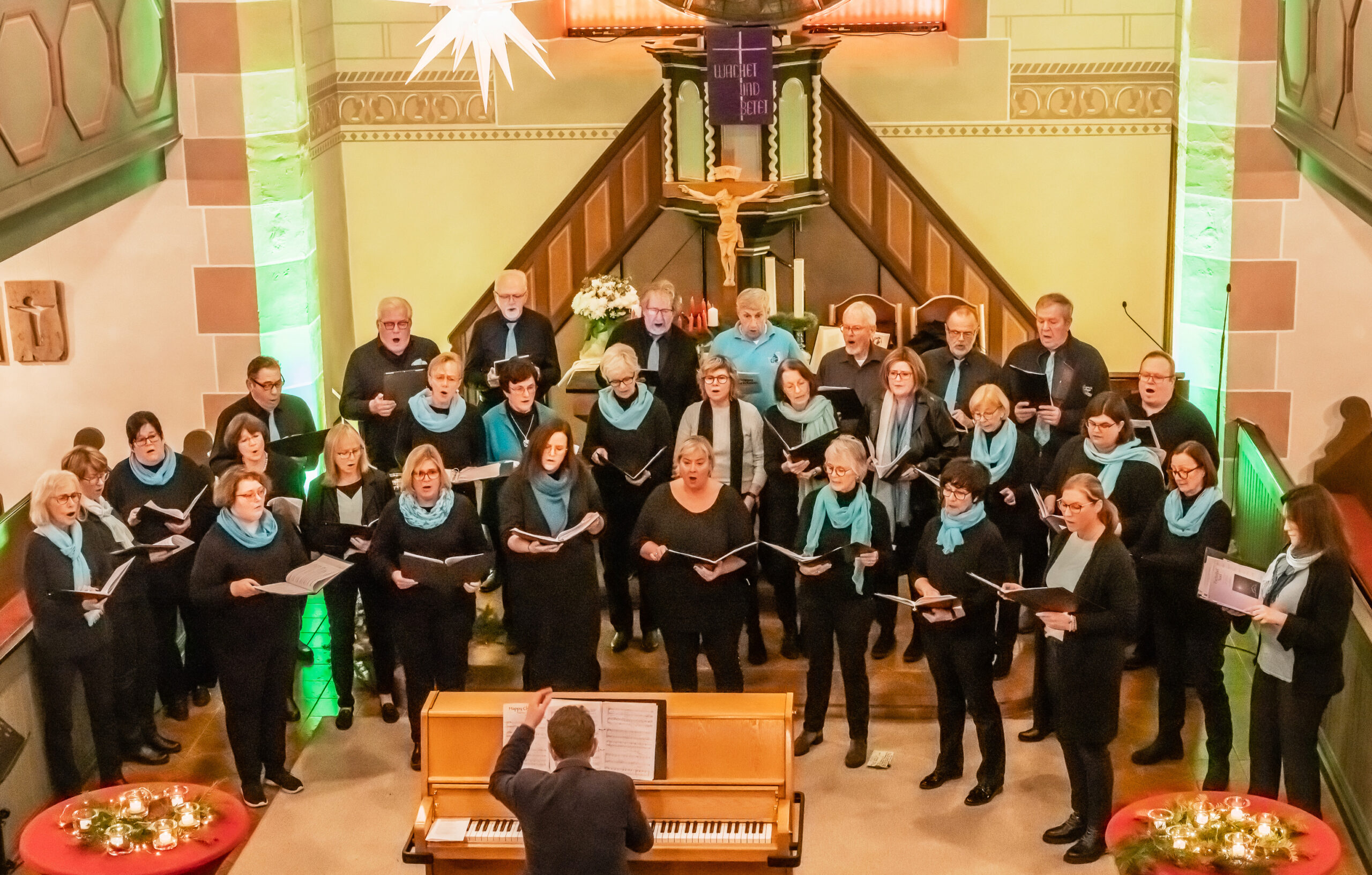 Mehr über den Artikel erfahren Friede, Freude … Weihnachtszeit